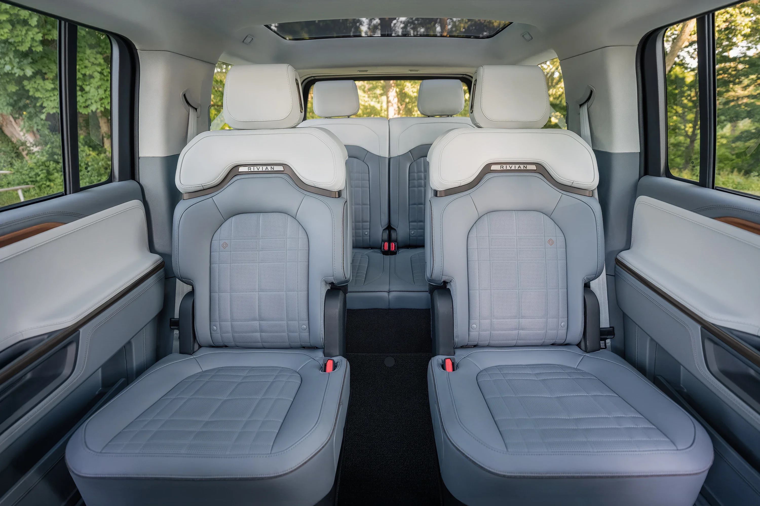 Rivian Introduces Captain Chairs in New 2027 R1S [Photos and Features]