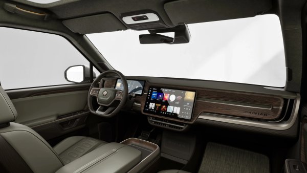 Rivian Brings Back Fan-Favorite Green Interior Option for R1