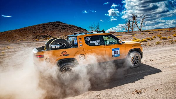 RJ Talks About Rivian's R1 Removable Roof Prototype