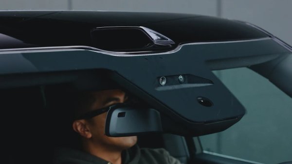 The Rivian R2 Dilemma: Should You Wait for LiDAR or Buy Now?