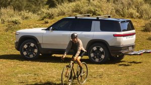 Rivian Targets Profitability by End of 2026, Betting on R2, Autonomy and Licensing