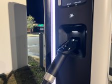 Rivian Continues to Convert RAN Chargers to NACS